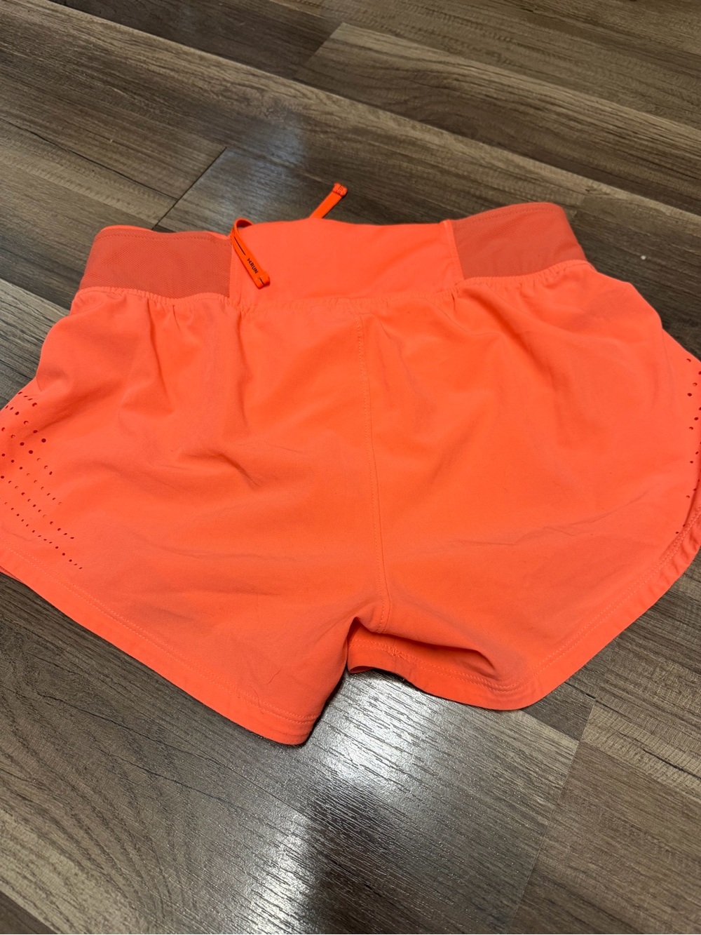 Under Armour Speedpocket Running Shorts Women’s Small Neon Orange - Picture 4 of 6